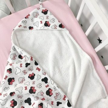 Рушник дитячий із куточком 70х70 см Oh My Kids "Mickey"