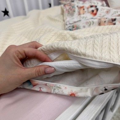Конверт всесезонный на выписку для девочек Oh My Kids "Зайчики Лисички" молочный