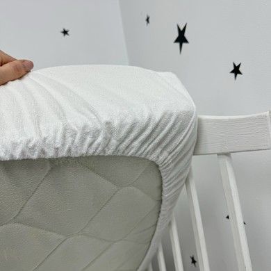 Водонепроникне простирадло в ліжечко 120х60 см Oh My Kids "Dots" молочний