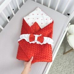 Конверт-плед для новорожденной девочки Oh My Kids &laquo;Красные сердечки&raquo;