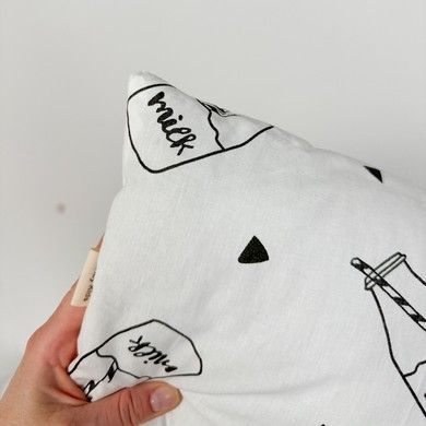 Подушка в коляску Oh My Kids milk bottle