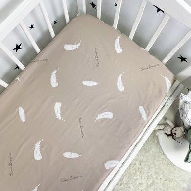 Сатиновое постельное белье в кроватку 120х60 см Oh My Kids "Перья" бежевый