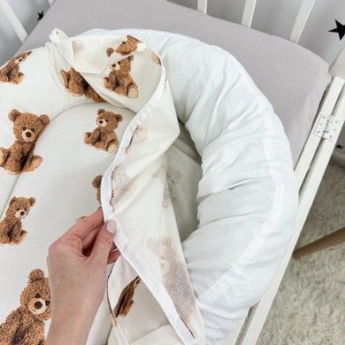 Кокон зі зйомним чохлом для новонародженого Soft OMK "Ведмедики" бежевий