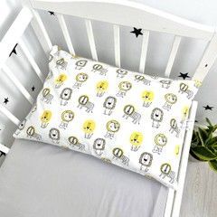 Наволочка 40х60 см Oh My Kids "Левенята"