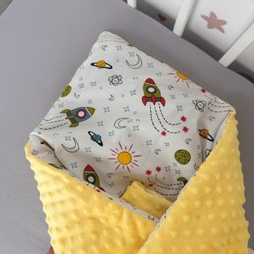 Конверт-плед на виписку для новонародженого хлопчика Oh My Kids &laquo;Ракети&raquo; жовтий плюш