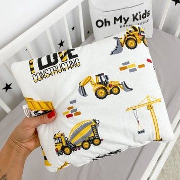 Подушка в коляску Oh My Kids "Будівельні машинки" 25х30х3 см