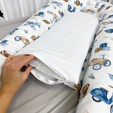 Кокон-позиціонер для новонародженого Soft OMK "Ретро машинки" зі зйомним чохлом