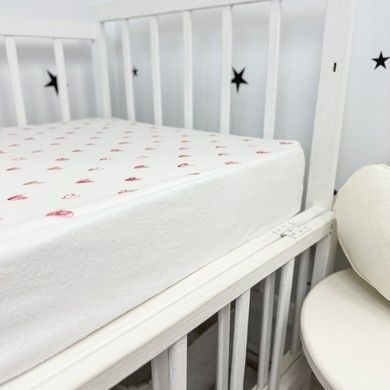 Непромокаемая простыня в кроватку 120х60 см Oh My Kids "Red Hearts"