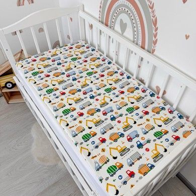Водонепроникне простирадло на гумці 120х60 см для хлопчика Oh My Kids "Машинки будівельні"