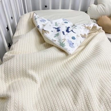 Пледик всесезонний у ліжечко та коляску 100х80 см Oh My Kids "Дино" молочний
