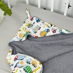 Дитячий рушник-куточок 70х70 см Oh My Kids "Машинки"