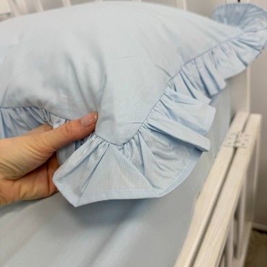 Натуральна постільна білизна з рюшами однотонна для ліжка 120х60 см з підковдрою 120х90 см Oh My Kids &laquo;Light Blue&raquo; ранфорс