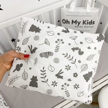 Подушка в коляску Oh My Kids "Білочки" 30х25 см
