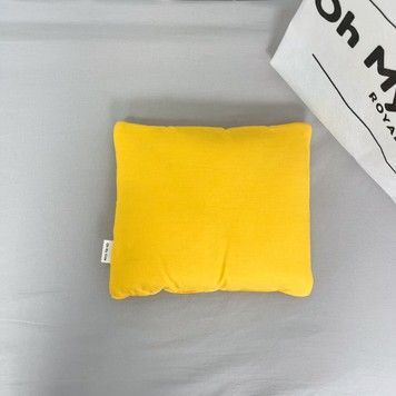 Подушка в коляску 25х30 см Oh My Kids Жовто-гаряча однотонна